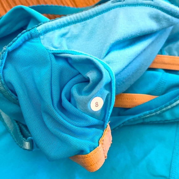 Lululemon tank - Picture 5 of 5